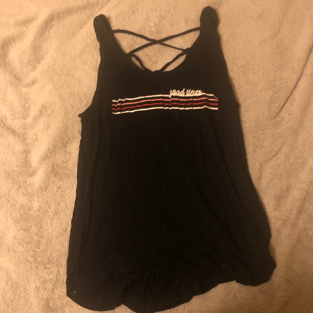 long and loose black no sleeve shirt